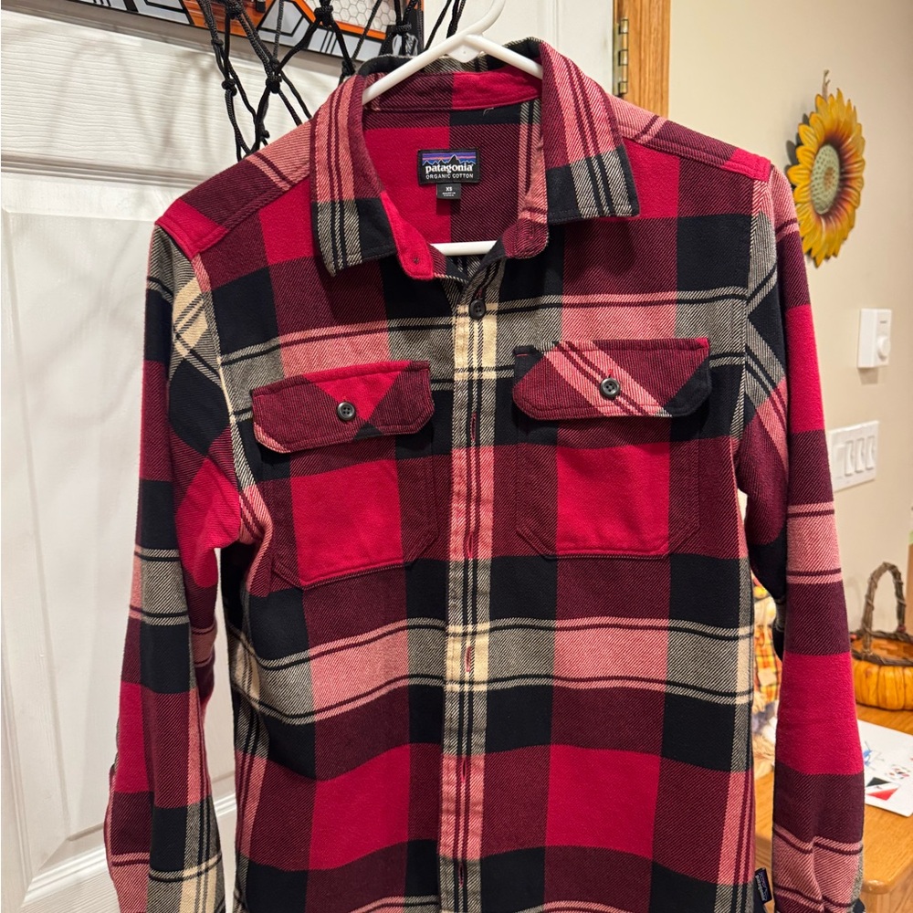Patagonia Red and Black Plaid Fjord